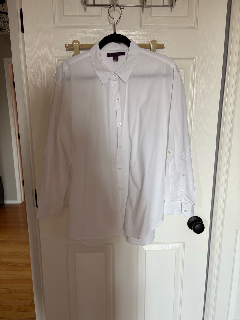 Gloria Vanderbilt White Button Down Shirt